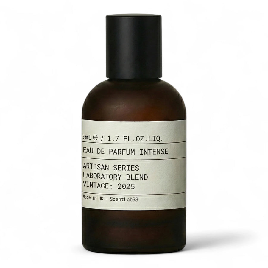 Inspired by Versace Blue Jeans (1994) Denim Ribelle Agrumi Vintage & Vaniglia Dolce NO.905 EDT / EDP Profumo — Odeurit SCENTLAB33